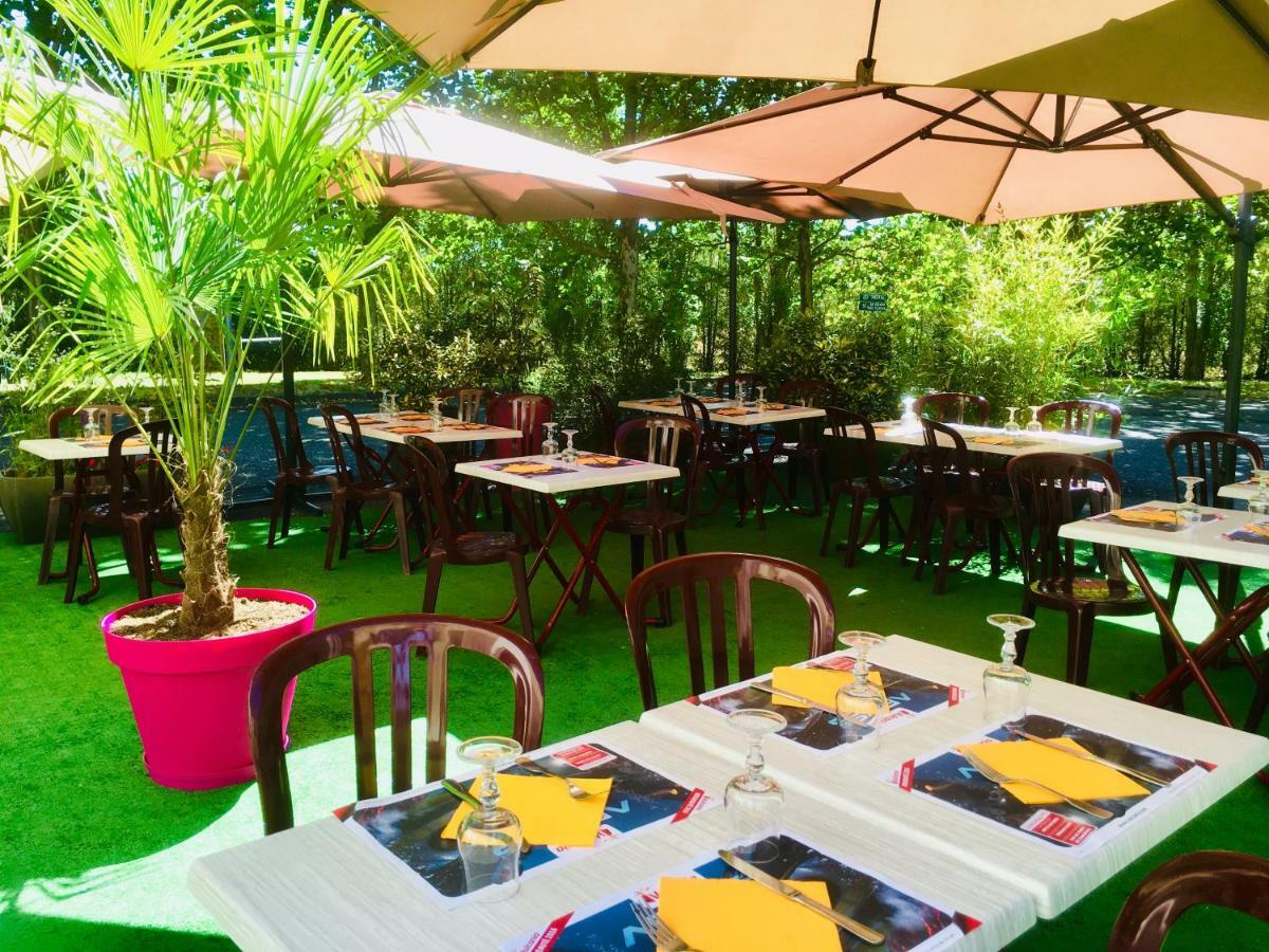 Logis Hotel Le Moulin Des Gardelles 리옴 외부 사진