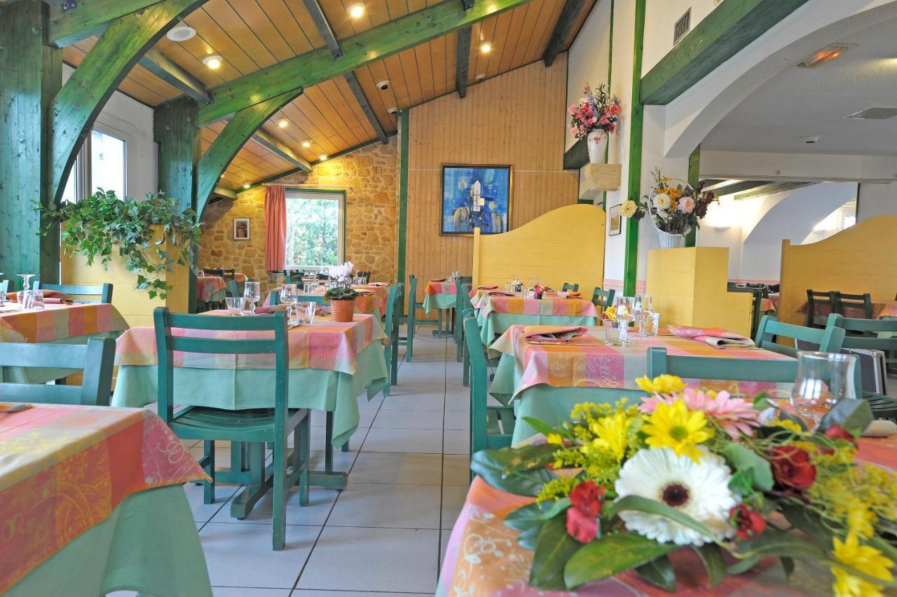 Logis Hotel Le Moulin Des Gardelles 리옴 외부 사진